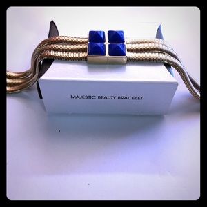 MAJESTIC BEAUTY BRACELET